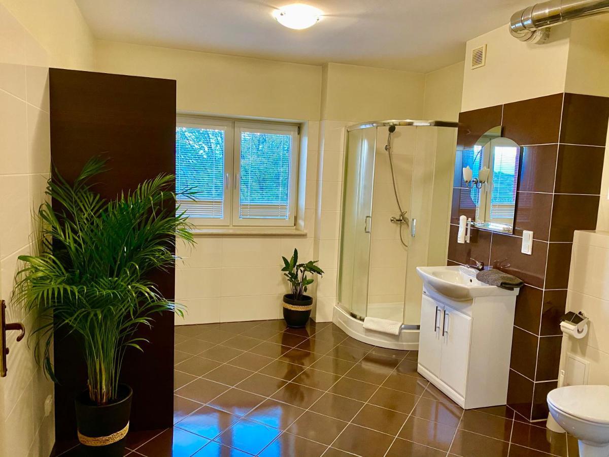 Las Slupski Premium Business Apartament Nr 7 Wifi Netflix Smart Tv50 Two Bedrooms Two Extra Large Double Beds Up To 6 People Full Pleasure Quality Stay (Adults Only) ภายนอก รูปภาพ